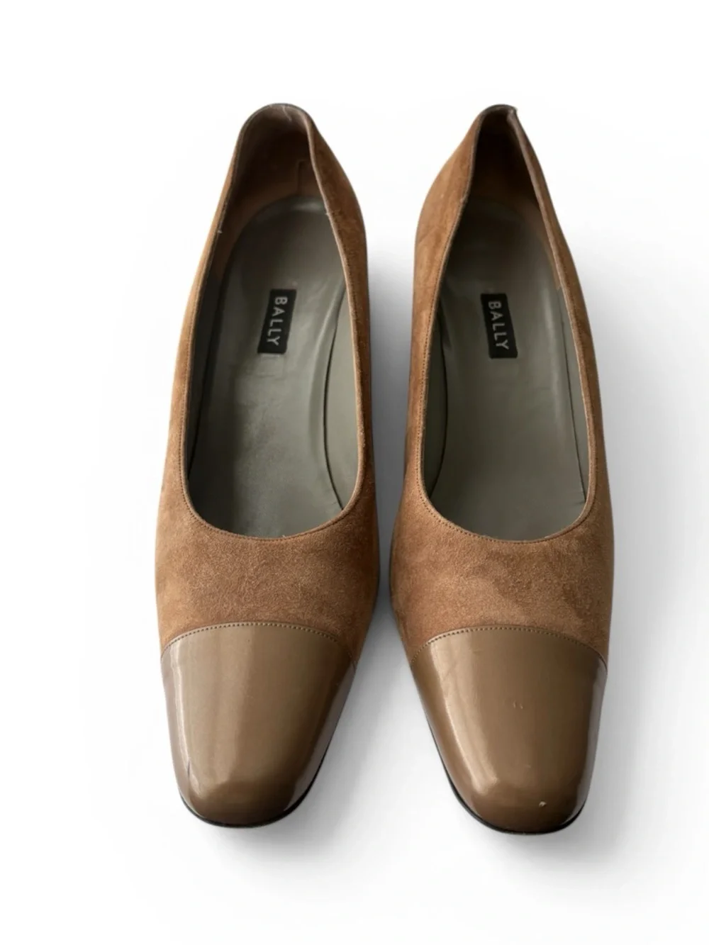 Bally Vintage Women's Tan Suede Flats with Leather Cap-Toe Size 10